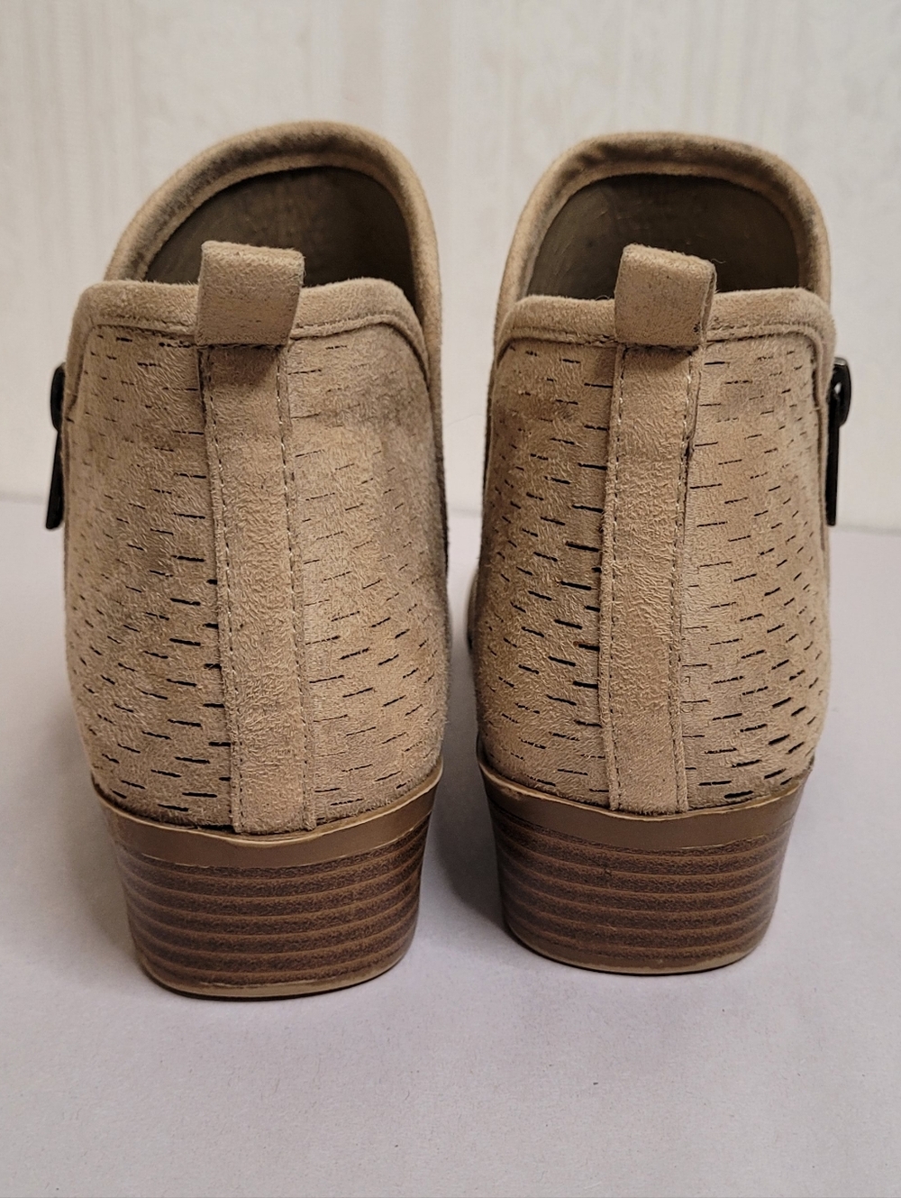 Altard State Tan Ankle Booties Size 6 - Picture 7 of 11